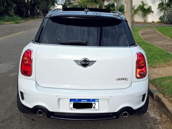 MINI-COOPER-1.6 S CLUBMAN HAMPTON 16V TURBO GASOLINA 3P AUTOMÁTICO MINI-COOPER-2011