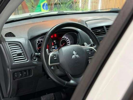 MITSUBISHI-ASX-2.0 4X2 16V GASOLINA 4P AUTOMÁTICO MITSUBISHI-ASX-2015