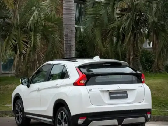 MITSUBISHI-ECLIPSE CROSS-1.5 MIVEC TURBO GASOLINA HPE-S CVT MITSUBISHI-ECLIPSE CROSS-2021