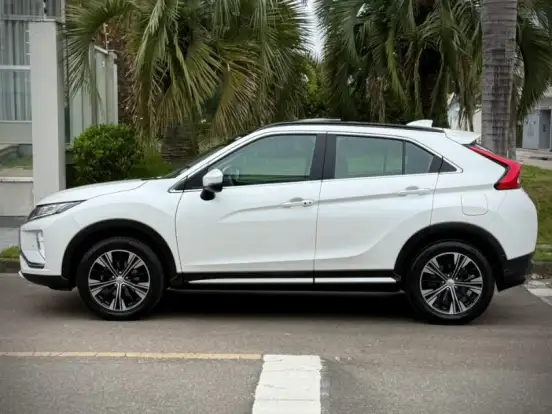 MITSUBISHI-ECLIPSE CROSS-1.5 MIVEC TURBO GASOLINA HPE-S CVT MITSUBISHI-ECLIPSE CROSS-2021