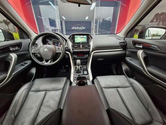MITSUBISHI-ECLIPSE CROSS-1.5 MIVEC TURBO GASOLINA HPE CVT MITSUBISHI-ECLIPSE CROSS-2024