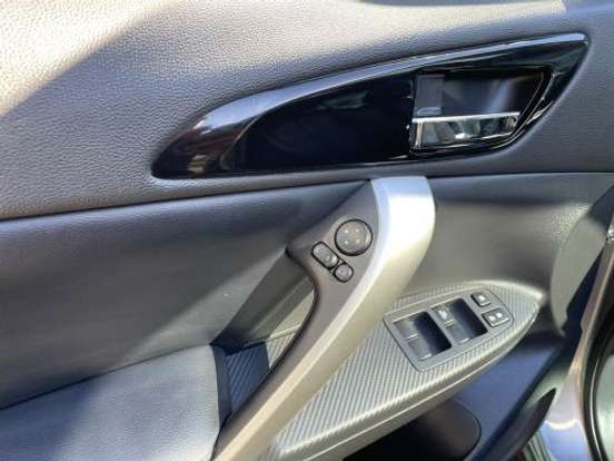 MITSUBISHI-ECLIPSE CROSS-1.5 MIVEC TURBO GASOLINA HPE-S CVT MITSUBISHI-ECLIPSE CROSS-2025