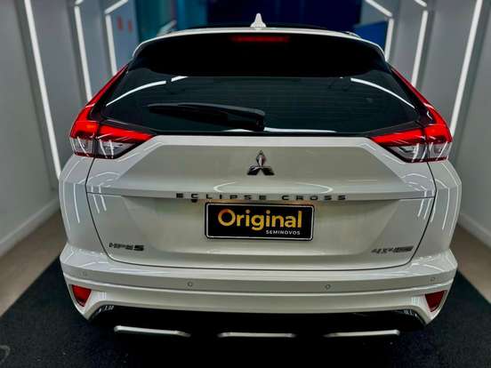 MITSUBISHI-ECLIPSE CROSS-2024