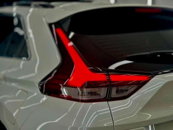 MITSUBISHI-ECLIPSE CROSS-2024