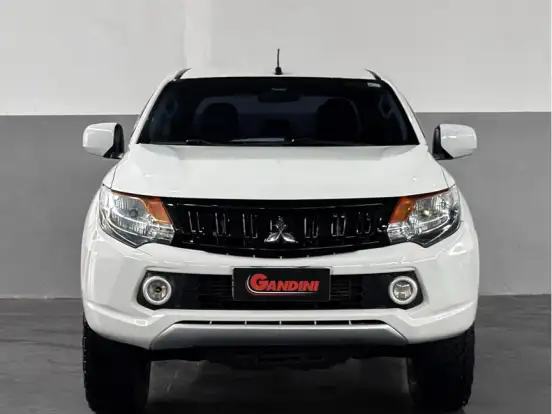 MITSUBISHI-L200 TRITON-2.4 16V TURBO DIESEL SPORT GLX CD 4P 4X4 MANUAL MITSUBISHI-L200 TRITON-2020