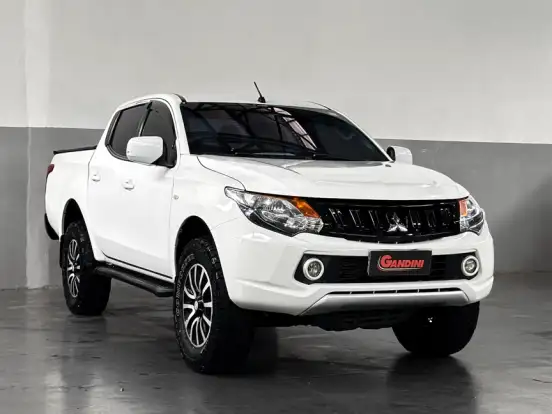MITSUBISHI-L200 TRITON-2.4 16V TURBO DIESEL SPORT GLX CD 4P 4X4 MANUAL MITSUBISHI-L200 TRITON-2020