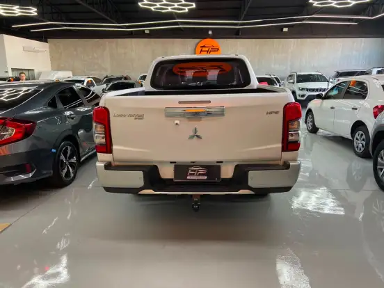 MITSUBISHI-L200 TRITON-2.4 16V TURBO DIESEL SPORT HPE-S CD 4P 4X4 AUTOMÁTICO MITSUBISHI-L200 TRITON-2021