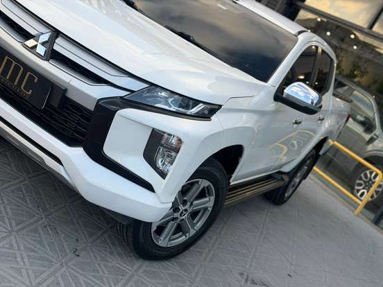 MITSUBISHI-L200 TRITON-2.4 16V TURBO DIESEL SPORT HPE CD 4P 4X4 AUTOMÁTICO MITSUBISHI-L200 TRITON-2022