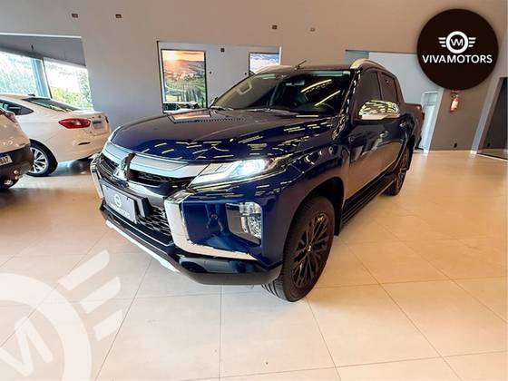 MITSUBISHI L200 TRITON 2.4 16V TURBO DIESEL SPORT HPE-S CD 4P 4X4 AUTOMÁTICO