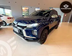 MITSUBISHI L200 TRITON 2.4 16V TURBO DIESEL SPORT HPE-S CD 4P 4X4 AUTOMÁTICO MITSUBISHI L200 TRITON 2.4 16V TURBO DIESEL SPORT HPE-S CD 4P 4X4 AUTOMÁTICO