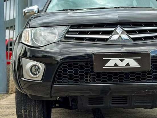MITSUBISHI-L200 TRITON-2.4 HLS 4X2 CD 16V FLEX 4P MANUAL MITSUBISHI-L200 TRITON-2014
