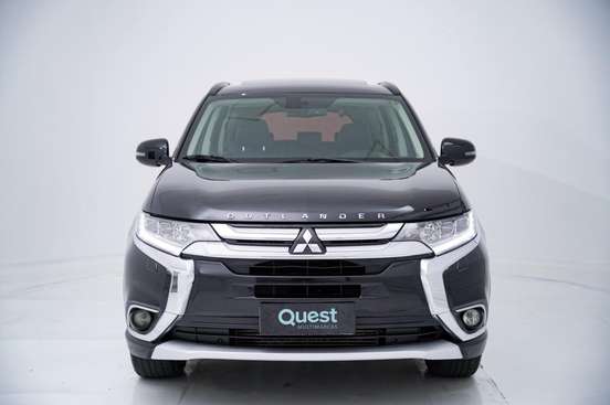MITSUBISHI-OUTLANDER-2015