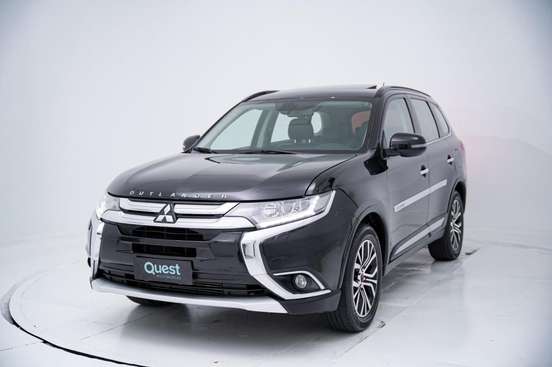 MITSUBISHI-OUTLANDER-2015