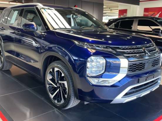 MITSUBISHI-OUTLANDER-2.4 PHEV SIGNATURE S-AWC DHT MITSUBISHI-OUTLANDER-2025