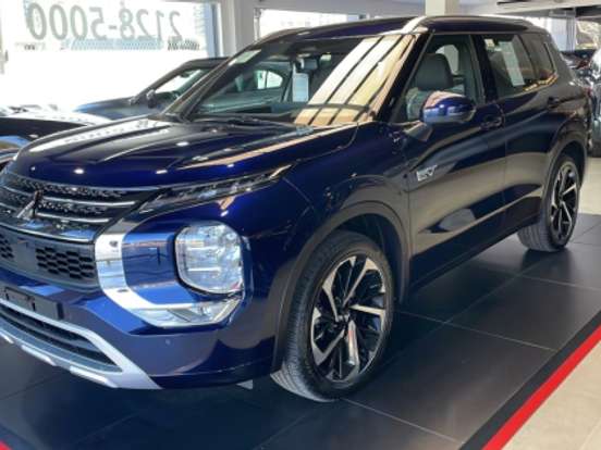 MITSUBISHI-OUTLANDER-2.4 PHEV SIGNATURE S-AWC DHT MITSUBISHI-OUTLANDER-2025