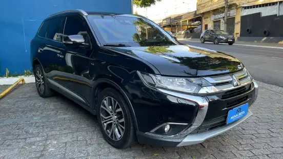 MITSUBISHI-OUTLANDER-2017