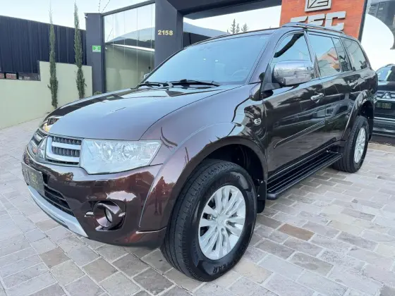 MITSUBISHI PAJERO DAKAR 3.2 HPE 4X4 7 LUGARES 16V TURBO INTERCOOLER DIESEL 4P AUTOMÁTICO MITSUBISHI PAJERO DAKAR 3.2 HPE 4X4 7 LUGARES 16V TURBO INTERCOOLER DIESEL 4P AUTOMÁTICO