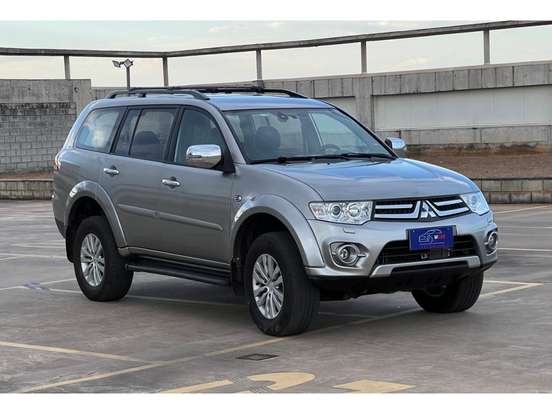 MITSUBISHI-PAJERO DAKAR-2014