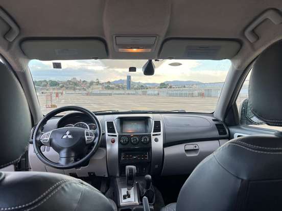 MITSUBISHI-PAJERO DAKAR-2014