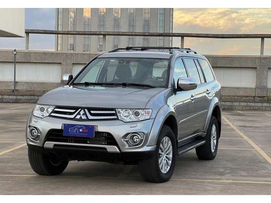 MITSUBISHI-PAJERO DAKAR-2014