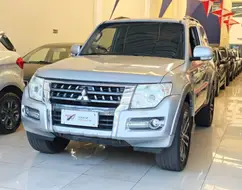 MITSUBISHI PAJERO FULL 3.2 HPE 4X4 16V TURBO INTERCOOLER DIESEL 2P AUTOMÁTICO MITSUBISHI PAJERO FULL 3.2 HPE 4X4 16V TURBO INTERCOOLER DIESEL 2P AUTOMÁTICO