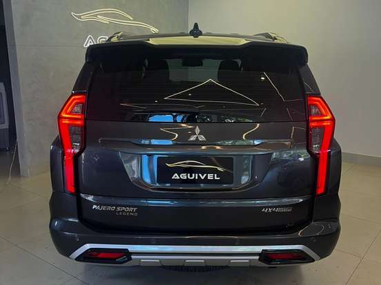 MITSUBISHI-PAJERO SPORT-2024