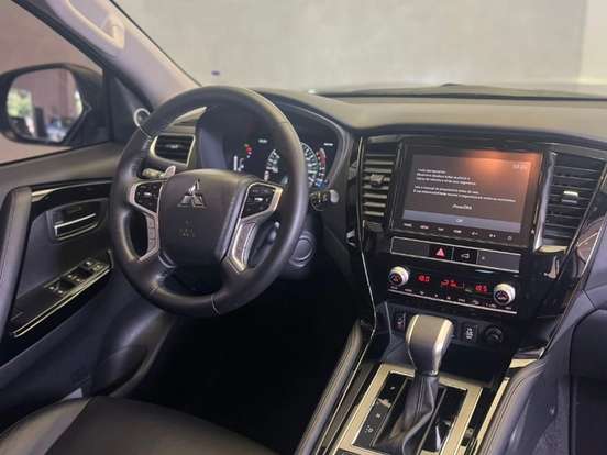 MITSUBISHI-PAJERO SPORT-2024