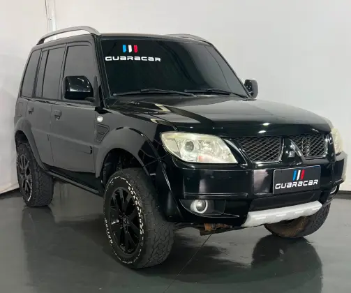 MITSUBISHI PAJERO TR4 2.0 4X4 16V 140CV FLEX 4P AUTOMÁTICO MITSUBISHI PAJERO TR4 2.0 4X4 16V 140CV FLEX 4P AUTOMÁTICO