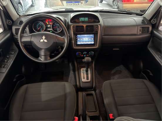 MITSUBISHI-PAJERO TR4-2014