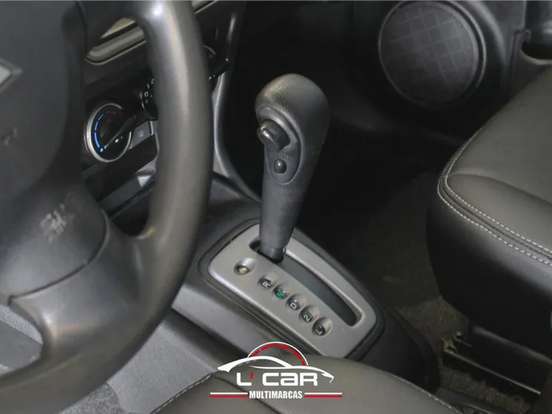 MITSUBISHI-PAJERO TR4-2.0 4X4 16V 140CV FLEX 4P AUTOMÁTICO MITSUBISHI-PAJERO TR4-2013