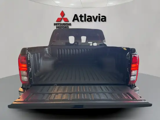 MITSUBISHI-TRITON-2.4 BITURBO DIESEL CD HPE 4X4 AUTOMÁTICO MITSUBISHI-TRITON-2025