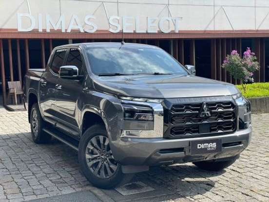 MITSUBISHI-TRITON-2.4 BITURBO DIESEL CD HPE 4X4 AUTOMÁTICO MITSUBISHI-TRITON-2025
