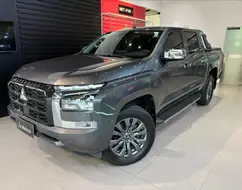 MITSUBISHI TRITON 2.4 BITURBO DIESEL CD HPE-S 4X4 AUTOMÁTICO MITSUBISHI TRITON 2.4 BITURBO DIESEL CD HPE-S 4X4 AUTOMÁTICO