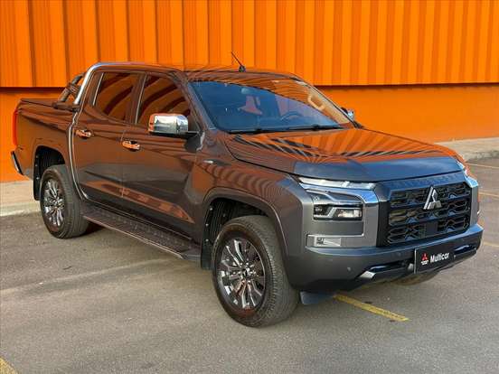 MITSUBISHI-TRITON-2.4 BITURBO DIESEL CD HPE-S 4X4 AUTOMÁTICO MITSUBISHI-TRITON-2025