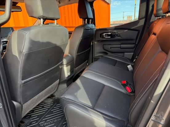 MITSUBISHI-TRITON-2.4 BITURBO DIESEL CD HPE-S 4X4 AUTOMÁTICO MITSUBISHI-TRITON-2025