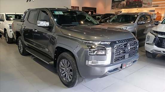 MITSUBISHI-TRITON-2025