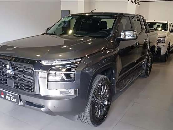MITSUBISHI-TRITON-2.4 BITURBO DIESEL CD HPE-S 4X4 AUTOMÁTICO MITSUBISHI-TRITON-2025