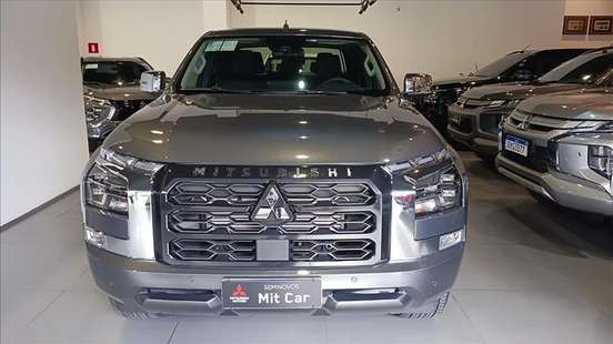 MITSUBISHI-TRITON-2025