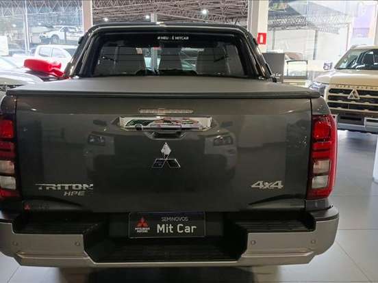 MITSUBISHI-TRITON-2.4 BITURBO DIESEL CD HPE-S 4X4 AUTOMÁTICO MITSUBISHI-TRITON-2025