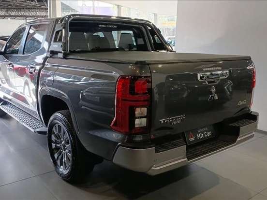 MITSUBISHI-TRITON-2.4 BITURBO DIESEL CD HPE-S 4X4 AUTOMÁTICO MITSUBISHI-TRITON-2025