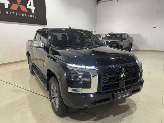 MITSUBISHI-TRITON-2025