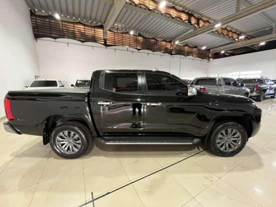 MITSUBISHI-TRITON-2.4 BITURBO DIESEL CD HPE-S 4X4 AUTOMÁTICO MITSUBISHI-TRITON-2025