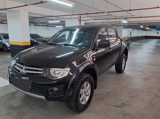 MITSUBISHI L200 TRITON 2.4 HLS 4X2 CD 16V FLEX 4P MANUAL