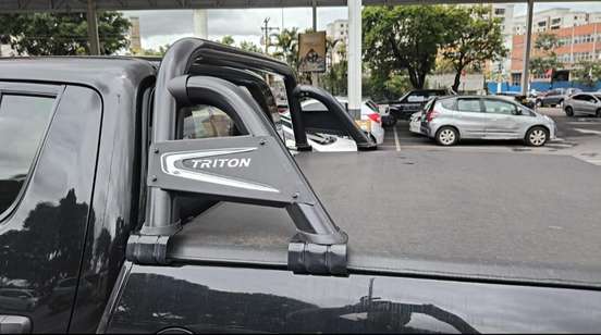 MITSUBISHI-L200 TRITON-2015
