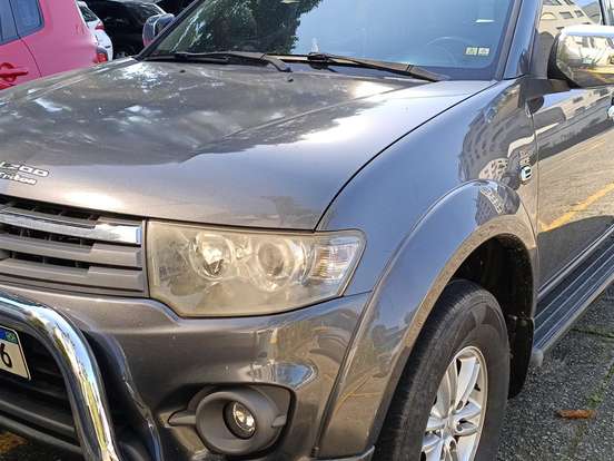 MITSUBISHI-L200 TRITON-3.5 HPE 4X4 CD V6 24V FLEX 4P AUTOMÁTICO MITSUBISHI-L200 TRITON-2014
