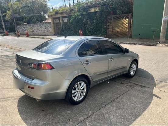 MITSUBISHI-LANCER-2.0 HLE 16V GASOLINA 4P AUTOMÁTICO MITSUBISHI-LANCER-2015