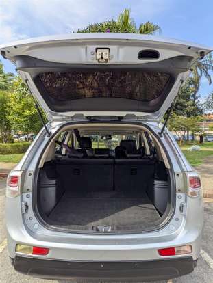 MITSUBISHI-OUTLANDER-2014