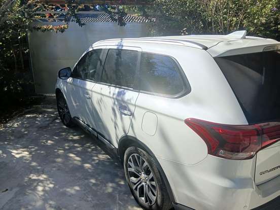 MITSUBISHI-OUTLANDER-2.0 COMFORT 16V GASOLINA 4P AUTOMÁTICO MITSUBISHI-OUTLANDER-2018