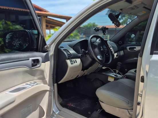 MITSUBISHI-PAJERO DAKAR-3.2 HPE 4X4 7 LUGARES 16V TURBO INTERCOOLER DIESEL 4P AUTOMÁTICO MITSUBISHI-PAJERO DAKAR-2010