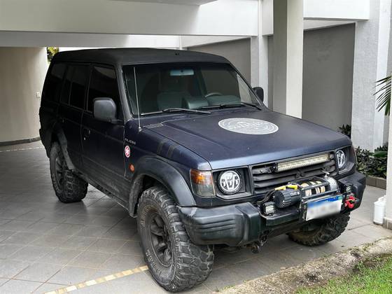 MITSUBISHI PAJERO 3.0 GLX 4X4 V6 24V GASOLINA 4P MANUAL